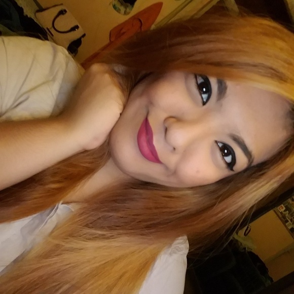 Meet your Posher, Stephanie - Picture 5 of 6